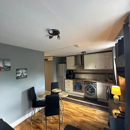 Lovely 2 Bedrooms Apartment London Exterior photo