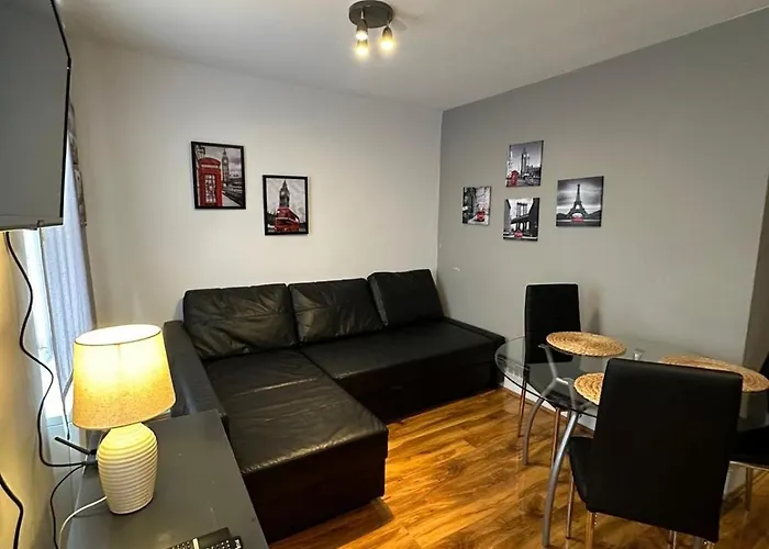 Lovely 2 Bedrooms Apartment